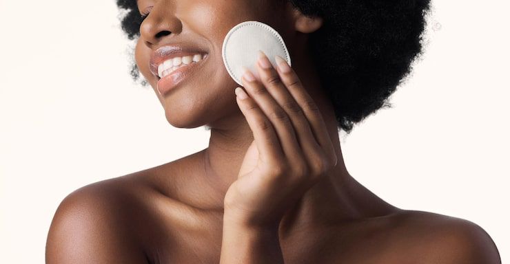 CLEANSERS & MAKEUP REMOVERS