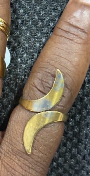 Aurelia Crescent Wrap Ring – Gold Tone Stainless Steel | SFLTrends